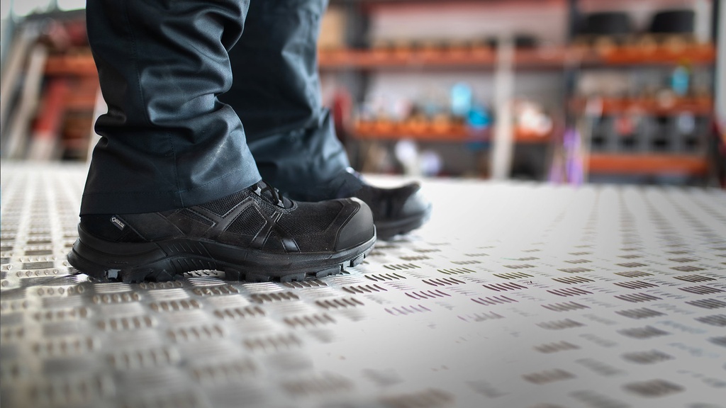 Black Eagle Safety 40 mid black-black