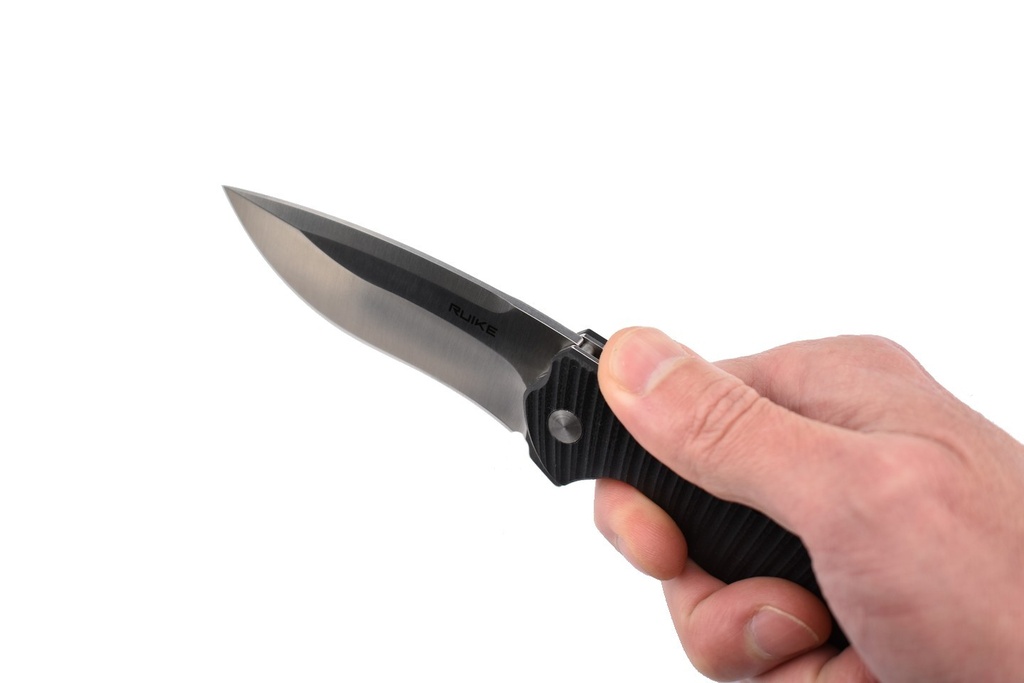 Couteau RUIKE P852-B