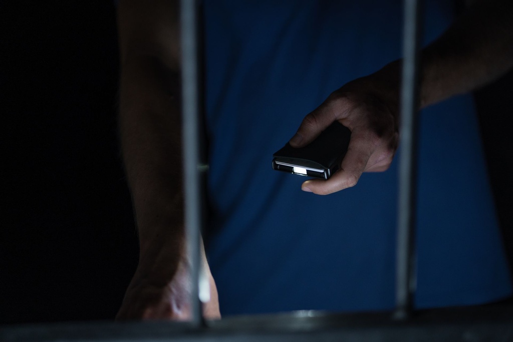 Porte-cartes avec Led, rechargeable