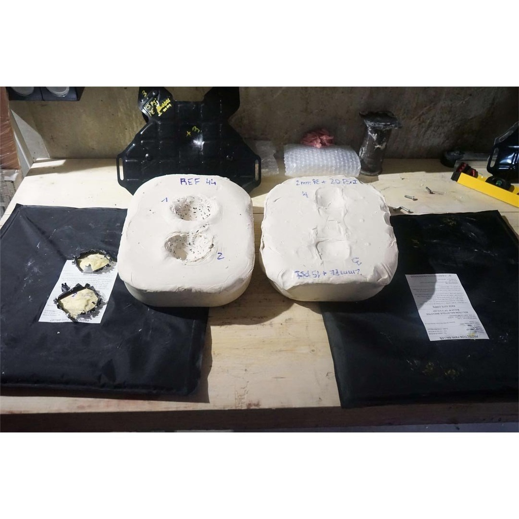 PLAQUE ANTI-TRAUMA RX-02