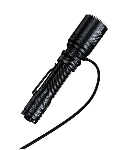 Screenshot 2025-11-07 at 08-40-52 Fenix TK30R lampe de poche LEP 1500m de portée.webp