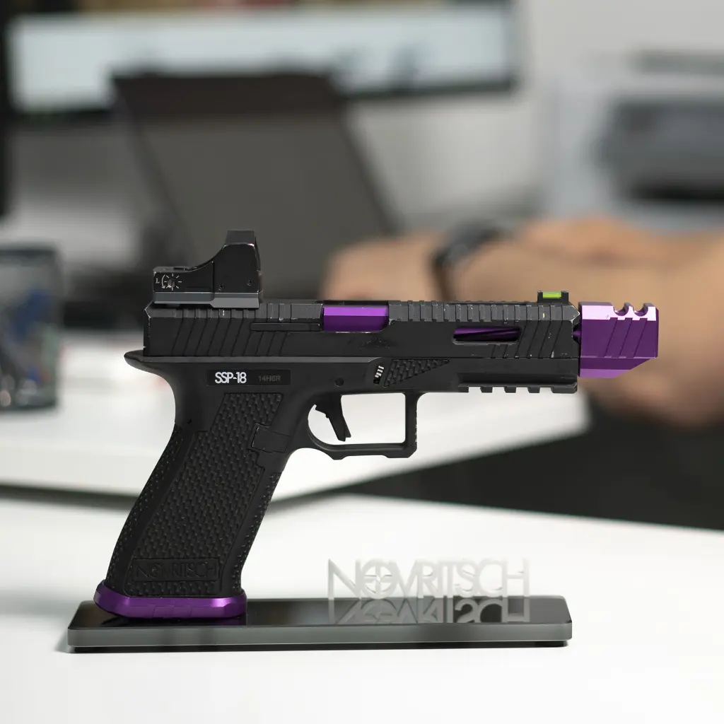Pistol-stand-square.webp