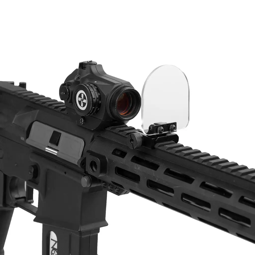 protector-on-red-dot-v3-low.webp