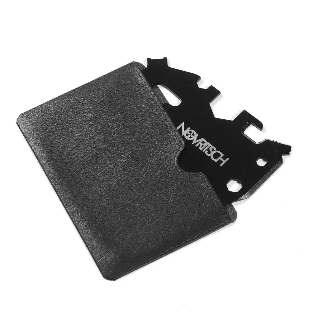 Multitool_1500_0005_Layer-0.webp