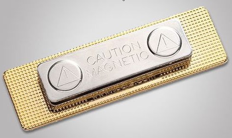 Badge métal SECURITE aimanté