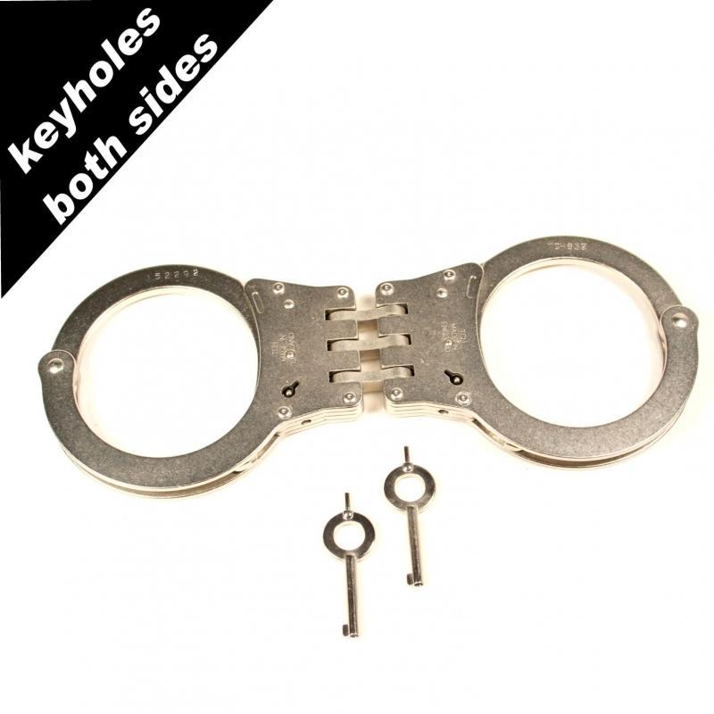 Menottes TCH 832 (Acier Charnieres) fermeture des 2 cotes
