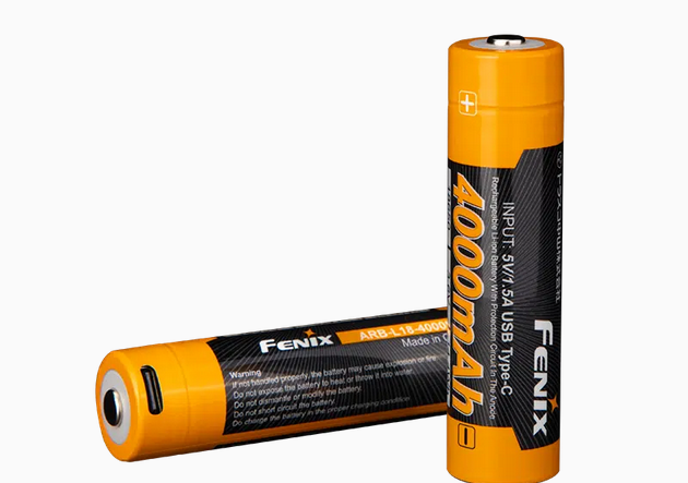 Batterie rechargeable Fenix ARB-L18-4000 Accu 18650 avec port micro-USB